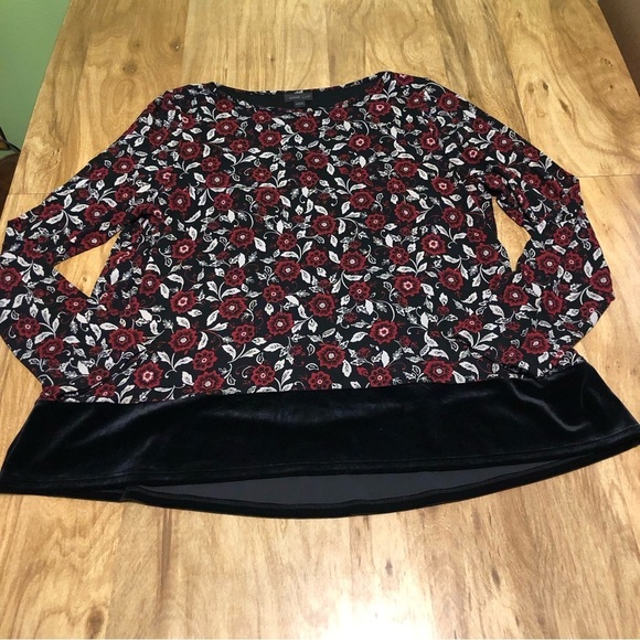 J Jill Wearever Black Red Floral Stretch Long Sleeve Velvet Hem Top Womens Large - Picture 1 of 9